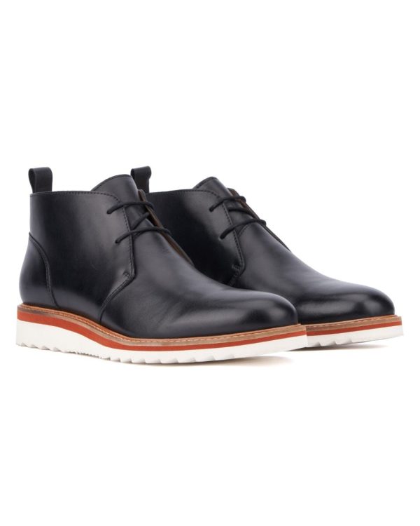 Men’S Lewis Chukka Boots
