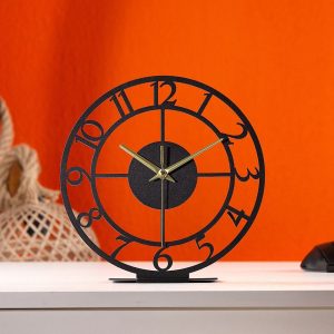 Desktop Classic Metal Clock with Latin Number, Silent Mechanism, Minimalist Metal Artwork, Desk Tidy, Unique Interior Decoration Gift