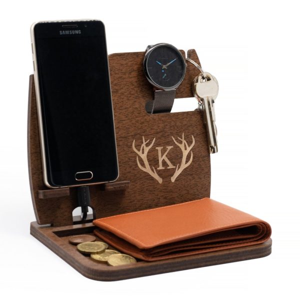 Personalised Gift For Him Father’s Day, Cell Phone Charging Docking Station Tech Accessory Desk Organizer Birthday Anniversary Gift For Men