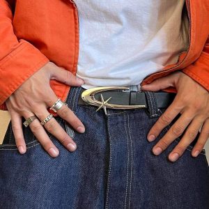 Handmade Black Leather Belt – Unique Star Buckle, Sleek & Edgy Design for Men and Women, Adjustable Fit, Statement Fashion Accessory