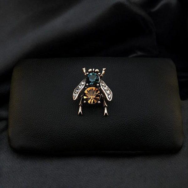 Handmade Men’s Beetle Brooch – Teal Gemstone & Gold-Tone Brass Insect Jewelry, Vintage-Style Beetle Lapel Pin for Suits, Wedding Accessory