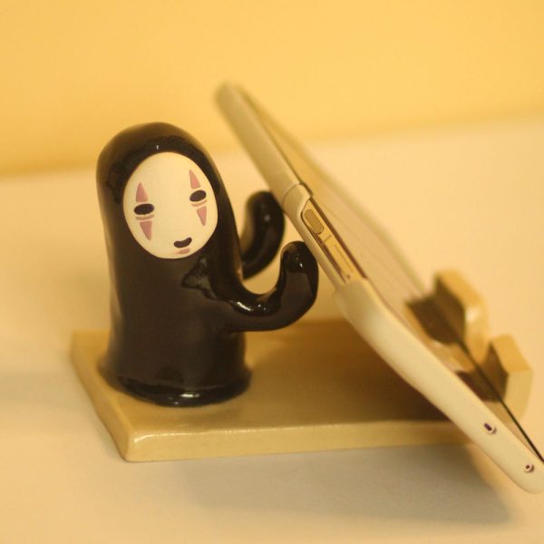 Pre-order Faceless Phone Holder, Handmade Pottery, Unique Desk Decor, Phone Stand, Functional & Stylish Gift for Crafters, Home Decor